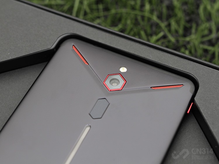 ��ħMars�ı仯���ڣ���X���ļ���������Ϊ���ڰ���ƣ���ʹ��ԭ���Ƚ���Ӳ���ֻ��������˳�������ࡣ����ơ�����ͷ�Լ�ָ��ʶ��ģ����Ȼ���������λ���ֻ����Ϸ���