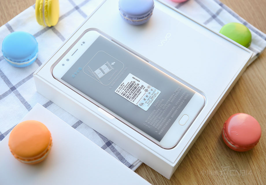 �򿪺��Ӿ��ܿ������Ǳ��ε�����vivo X9Plus�����������ڰ�װ��ࡣ