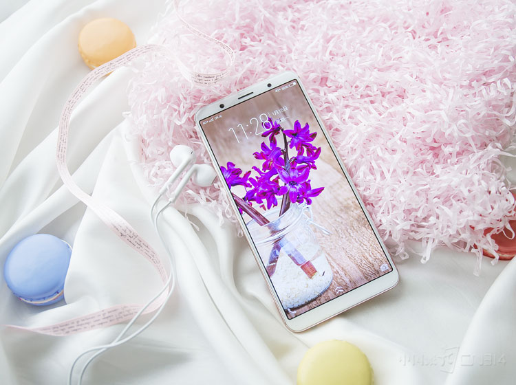 �ֻ������������ֿ�����ʾ�������Ϣ����һ���û����Ƿǳ����׸�֪���ģ������Ψ������������ֵ��ν��������һ���¸߶Ȱ���