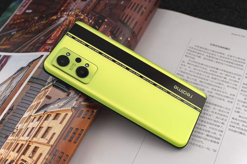 荧光撞色机能美学 真我GT Neo2黑薄荷图赏 realme,真我GT Neo2,黑薄荷