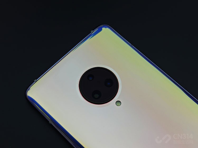 ֻӰҲǱNEX 3 5GĺĿ֮һΪ2019°ǿ콢ߣû6400ͷ1300سǾͷ1300سͷɵģ飬Ϊ¡ʽãǺ˸ءǡ΢ȼȫΡȫӰNEX 3 5GΪһʵӰ콢