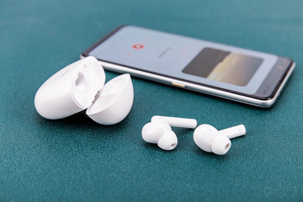   �������������XL��L��M��S�ĶԶ�����ѡ����ʵĴ�С�������ζ�Ҳ�������ɶ��ĸо����ߴ��������ܲ�û�����⣬����ʱ�䳤��Ҳû�г������ԵĶ�����ʹ�ĸо�������Ҳ�Ƚ����ɡ�