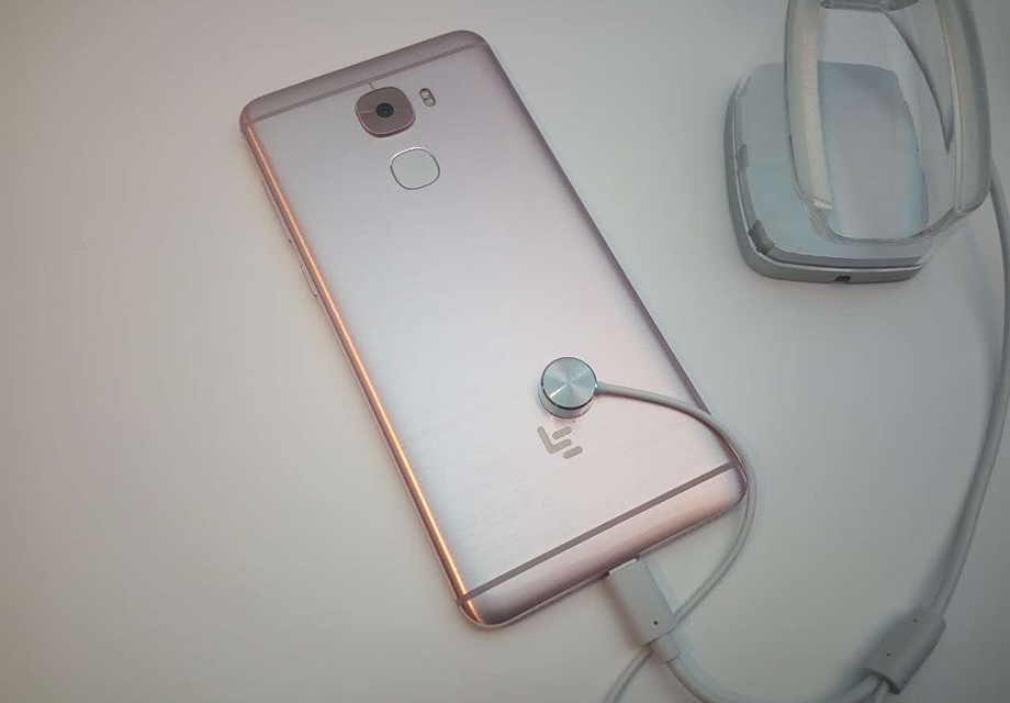 ��Pro3�������ֿܷ��Դﵽ163594�֣�Զ������820��14������ҵ�ˮƽ����Ϊ�µ��ܷ�����