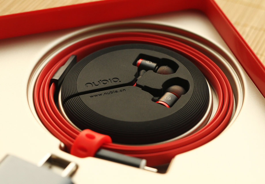 ���������Ե������ߵ��У���Ƕ��Ŭ���Ǹ�Ʒ�ʶ��������������������˵��ν�����˳��⡣