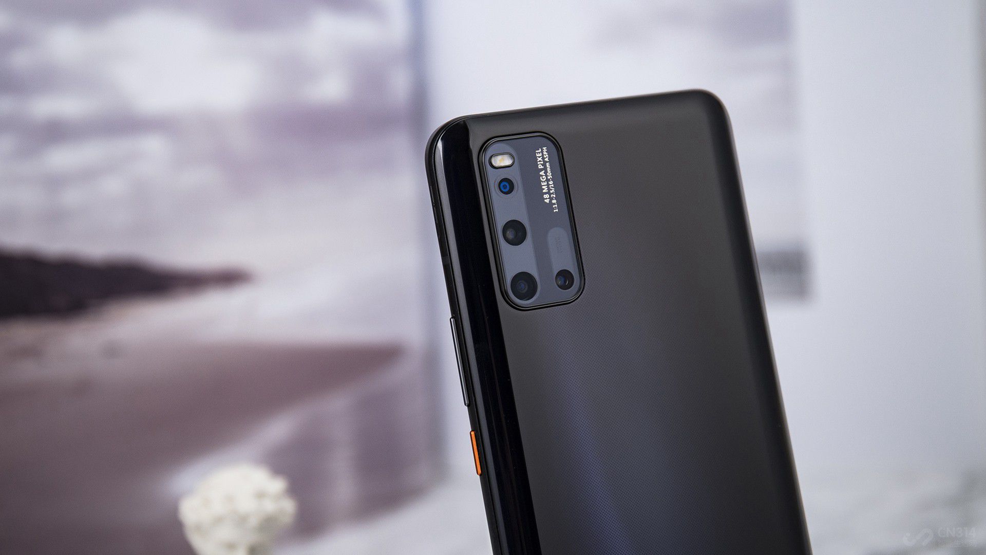 ����ͷ������õ��Ǿ���ʽ�����ͣ������䱸���Ŀ�����ͷ�����˫ɫ�µ�����ơ�����տ���������������Ĳ������������Σ��������������ʮ���пƼ��С����⣬�����͵��ܳ��п���Ƶõ��˴��У������ศ��ɣ��ǳ���ϸ��