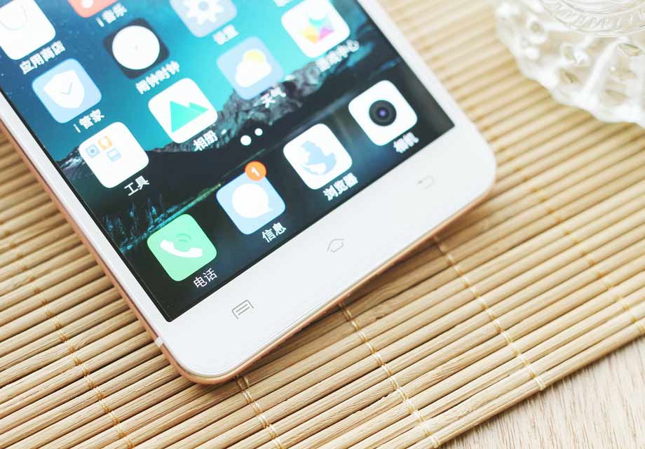 �����ײ�����ö����ʽ�Ĵ���ʽ��������֮�����ᵽ�ĳ�խ�ĵױ���ƣ��ڴ�ͳ֮���Բ�ʧ�����������