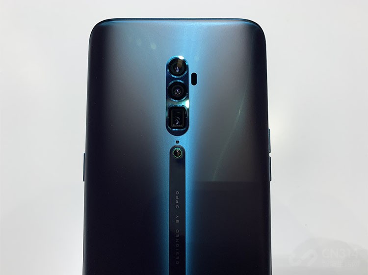 10���佹���ԡ��Ӱ�ʽ��ʵ��16-160mm �ġ�ȫ���Ρ����ǣ������볤����ͷ֧��˫OIS��ѧ���������ضԽ�������żܾ����ĳ���ʵ������10���佹��Ƭ��