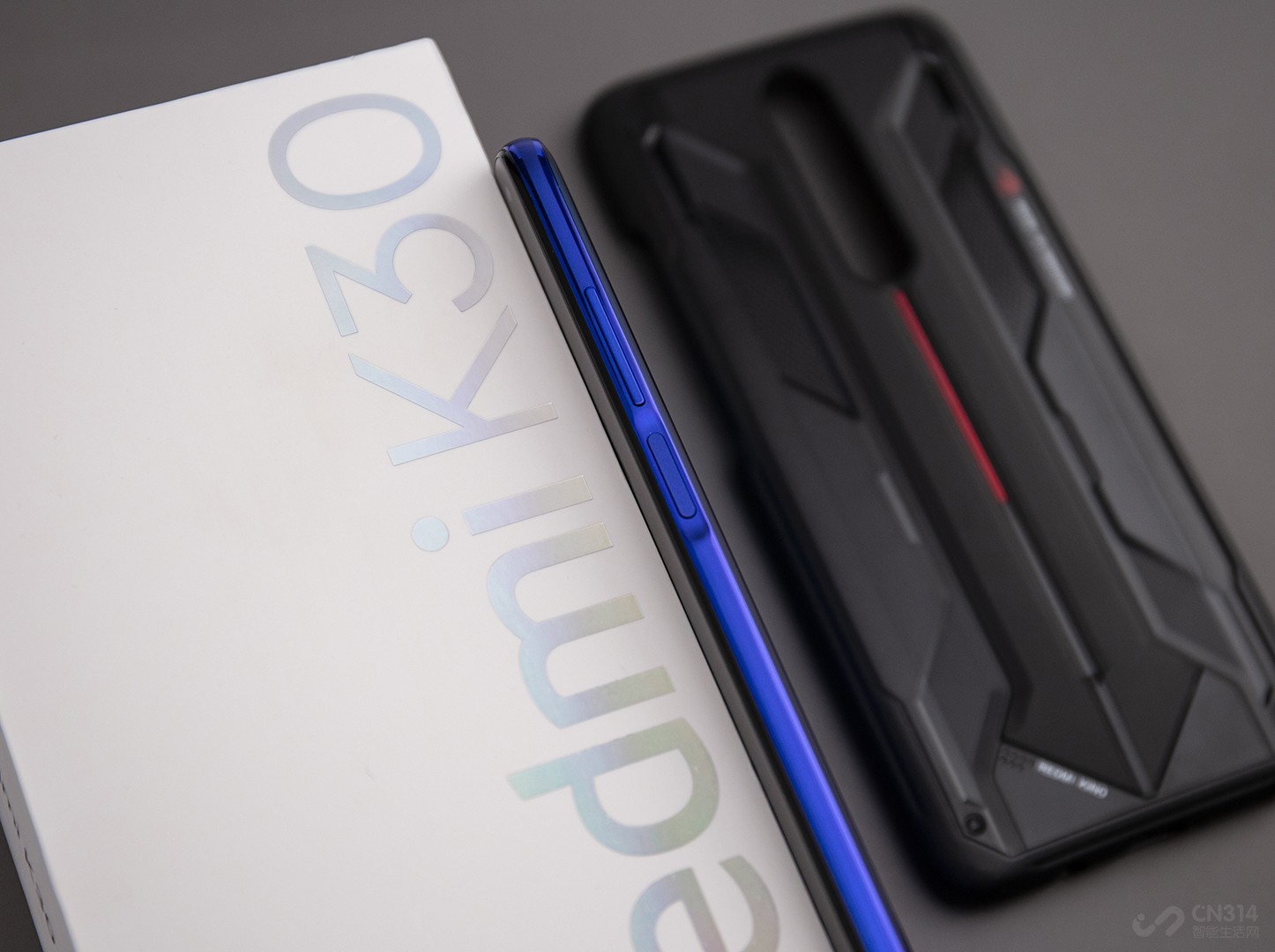 �����Ҳ�ĵ�Դ��λ��һ��С�����ڣ����˾߱���Դ���ġ����������֮�⣬�����ܹ�ʵ�ֵ���ָ�ƽ���������ָ�ƼȾ߱��˵���ָ�ƽϸߵ�׼ȷ�ʣ�Ҳӵ����Ļָ��ʶ��ķ����ԣ��ǳ����°������ж˻��ϸ������Ľ��������