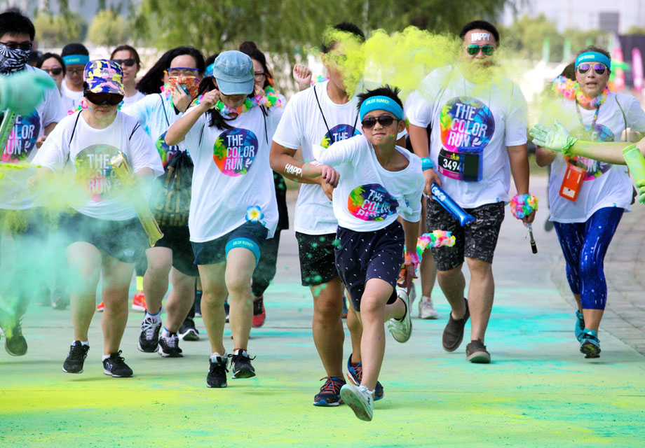 һ·�ϾͿ����ܶ໻��װ���������ڷ׷�ǰ��Ŀ�ĵأ��ڴ����ǰ������·�ϣ���ҷ׷�����Լ��ķ�ɡ�