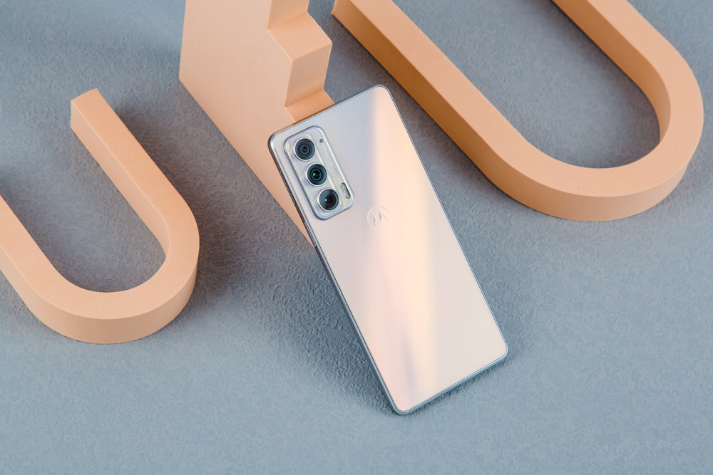 1600سǾͷӽǴﵽ121㣬ĳľɫ񹤵Ȼʱ¹Ļ棬͡ɫɢٵĳǴƬӾ𺳡ֵһǣǾͷʵ2.8cm΢㣬΢СϸͬҰߡ