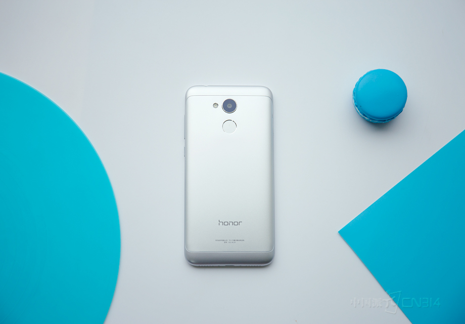 ��ҫ����6A��Ȼ�ǳ�������־�ԵĽ���������ƣ��ںܶ�ǧԪ����ƷΪ���Ƴɱ��׷�ѡ�����ϲ��ʵı����£���ҫ����6A�ĸ߶�Ʒ������ӡ����Ϊ��̡�