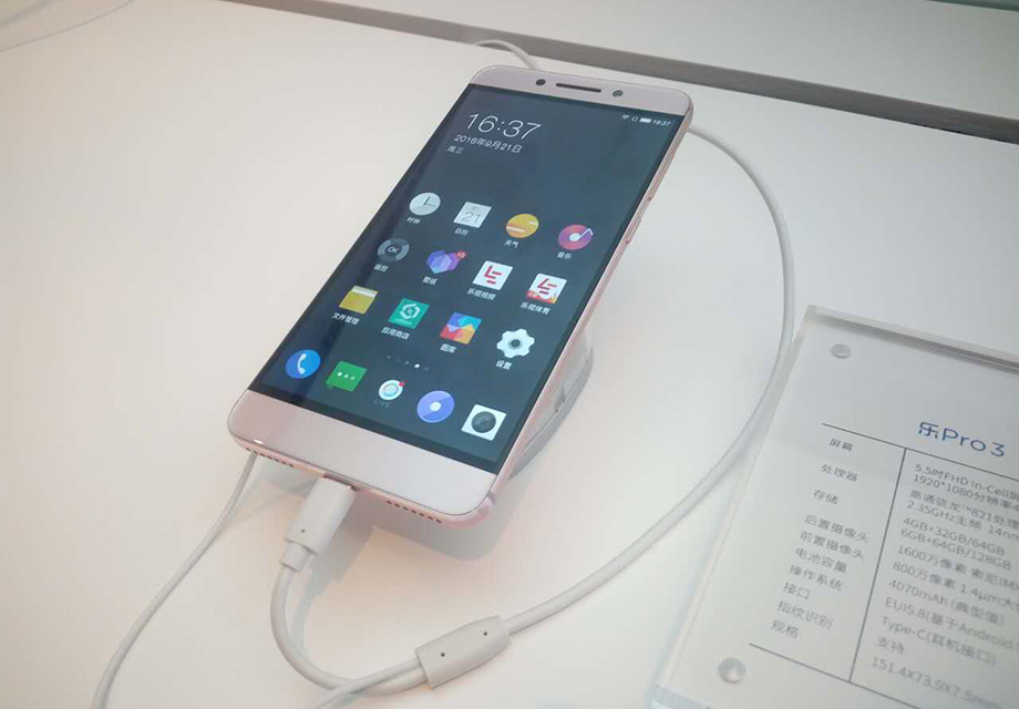 ��Pro3����ȫ����һ�廯����������ռ��98���������˿���׹��գ�������ԭ���𡢾�ʿ�����󿧻����ַ��