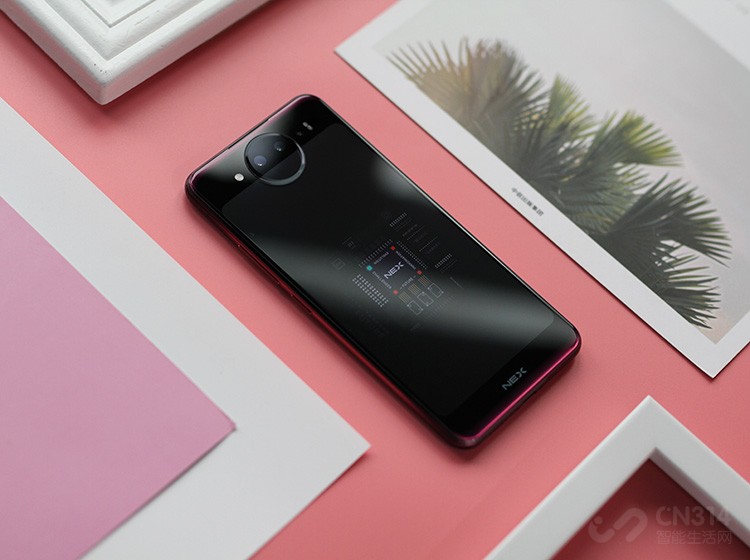 ��˫������Ϊȫ�������µ���Ʒ糱֮��vivo��ȻҲҪ��һʱ���������г���NEX˫�������ɾ���vivo����ҵ���ô𰸡����˫�����ֻ����淨�ǳ����أ�������ֵҲ������ϲ���������͸�����ǵ���ͼ������һ��NEX˫����������ɡ�