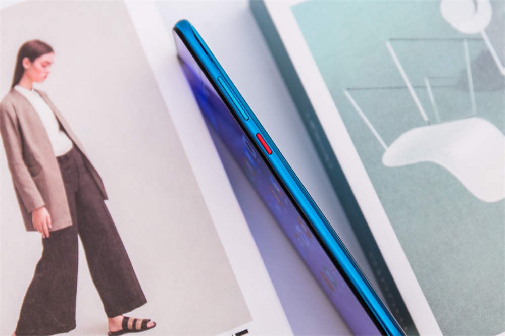 Redmi 10X�����尲�����ֳܷ�����41��֣��Ѿ��ӽ��ϴ��콢���ܷ����ݣ���CPU��GPU���ֵ����ܴ����ˡ��ж˻��������������û�����Խ�����顣