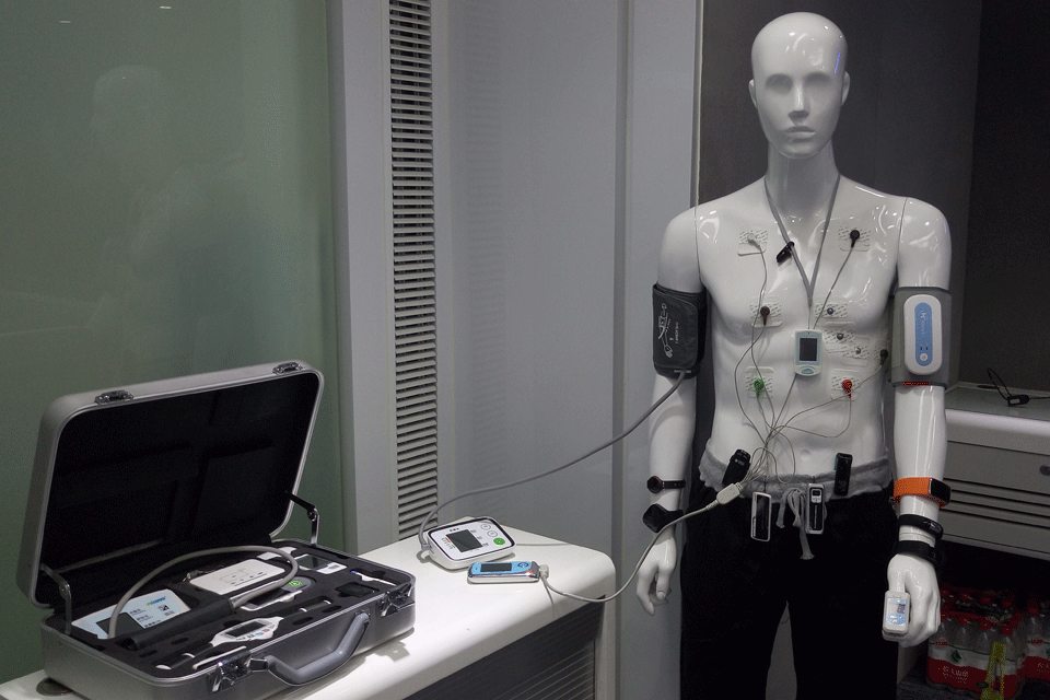 ���ܼ���豸�ĳ��֣�������ʱ�����Լ�����˵Ľ�����