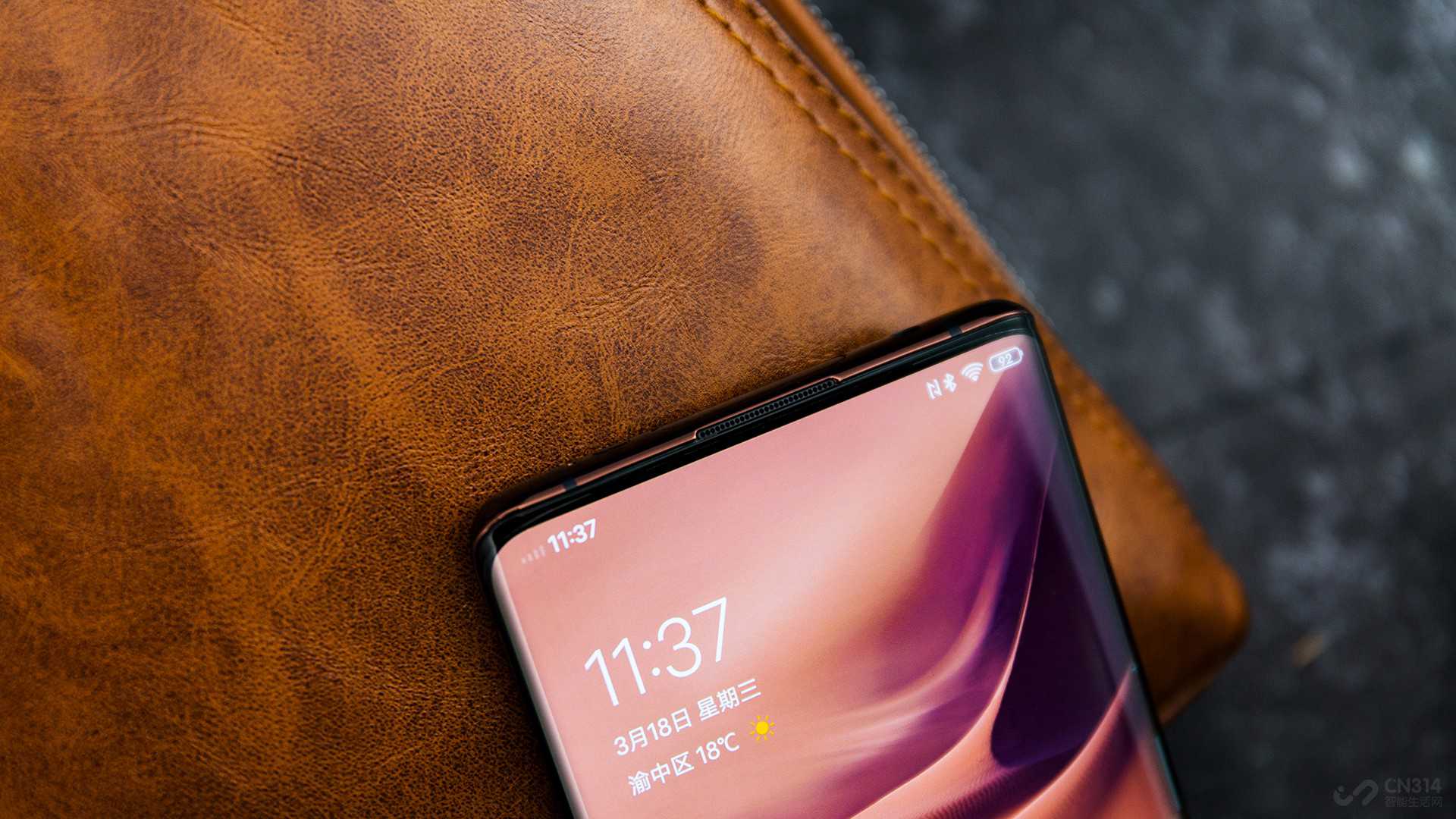 ڹԣvivo NEX 3SFuntouch OS 10ϵ¹лӾRoman De GiuliΪNEX 3S ׼רֽ̬ӵе绰顢ɫģʽӦùԶȵȡ