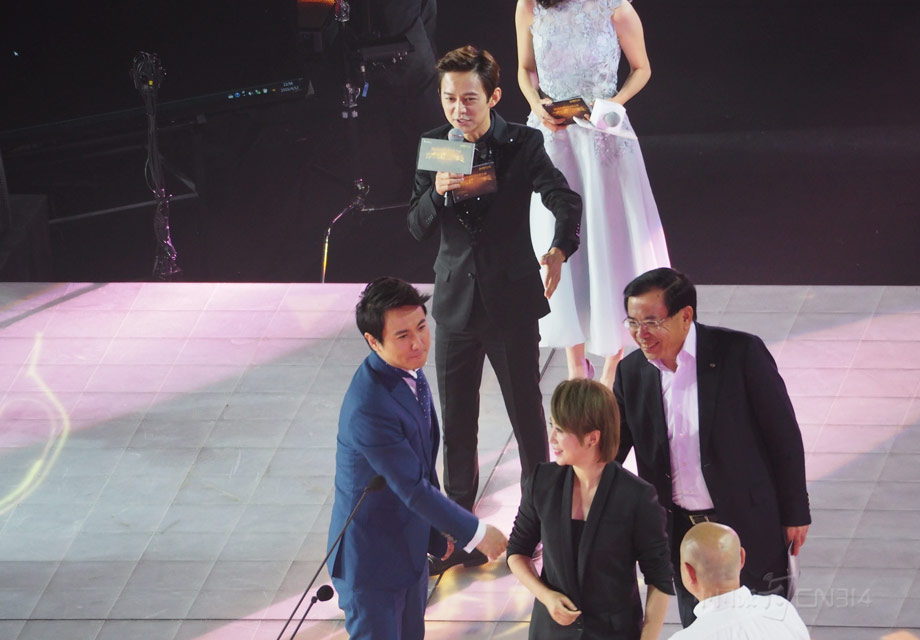 ���ӡ���̬����֮ҹ��