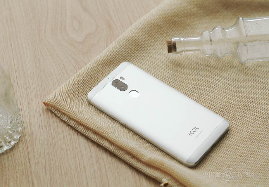 cool1�ֻ���ǲ������Ͻ���ʣ����������ʽ��ƣ��ж�Ϊ�������ʣ�������ĥ�Ķ��ǳ�ϸ�壬�������˵���ɫҲ�ǳ��ӽ��ڽ�����������ɫ