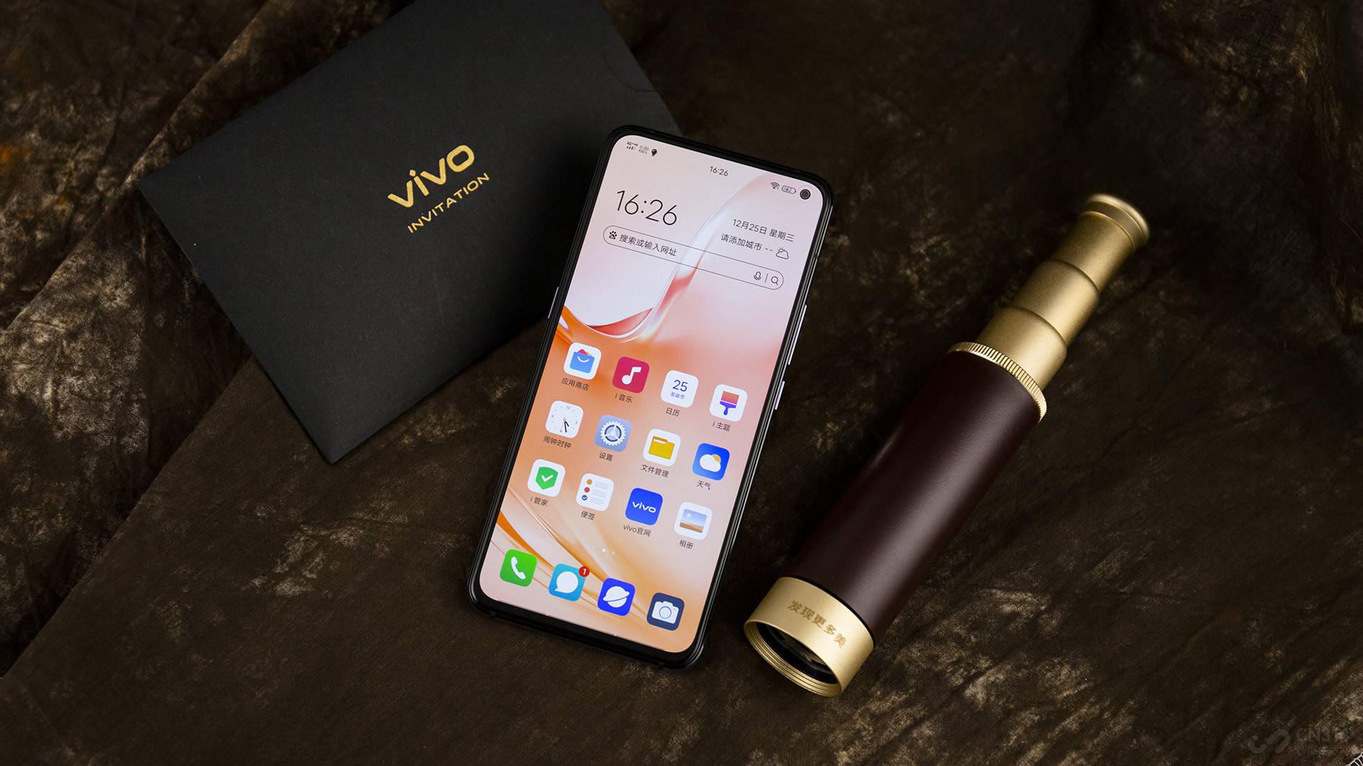 12 �� 16 �գ�����ӭ����vivo���׿��ʽ˫ģ5G�ֻ�����vivo X30ϵ�У��շ����ͱ���Ϊ���½�Ϊ������5GרҵӰ���콢���û���60�������佹������׷���ȶ���ȫ�µ��������飬�ٴ�ˢ������ҵ�ڶ����ֻ���Ӱ����֪�����⣬���糬С��XDR�������Ի�UI��ơ��������������Լ�˫ģ5G�����ƣ�Ҳ�øû���Ϊ����Ⱥ�����ֵ���һ����͡����ã�����Ҳ�õ���vivo X30 Pro���������������ʹ��һ�����һ����