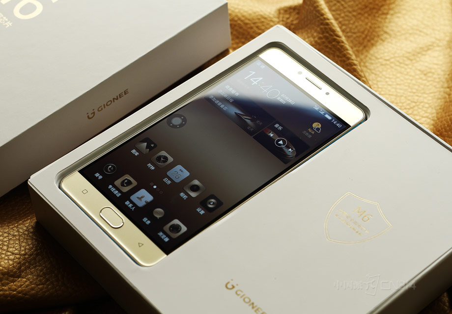 �򿪰�װ������2.5D������壬������һ����Ȫ��Ƕ�ں����С�