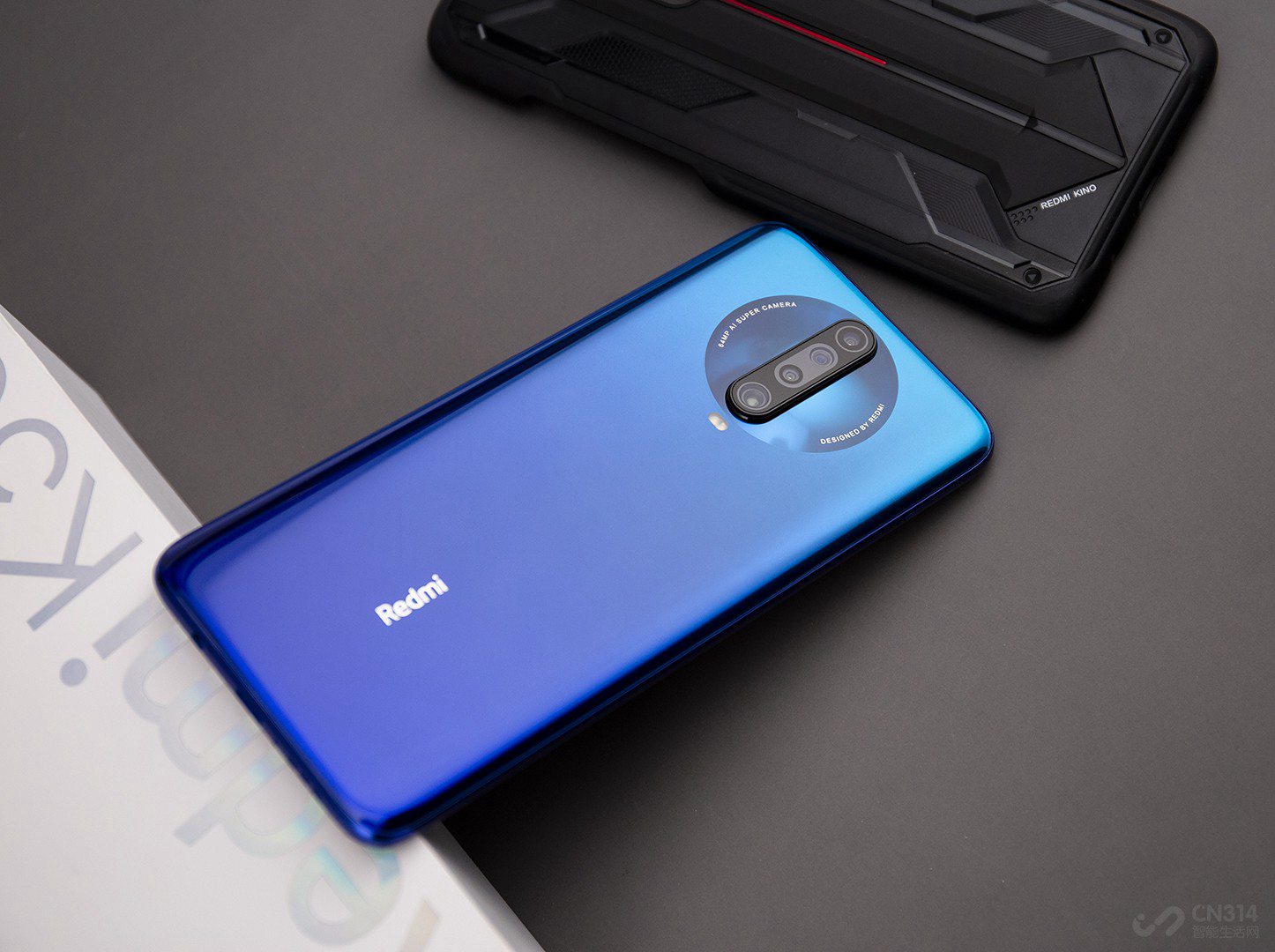 K30���6400�����ص�������õ�������IMX686��������ȫ���׷�����λ�������0.8��m�������ĺ�һ֮����Ϊ1.6��m���й�Ԫ���ߴ�1/1.7Ӣ�硣��������ر�Ȼ���ֻ���ӰӲ���ķ�չ���ƣ�Redmi��Ȼ�Ѿ�������ǰ�С�