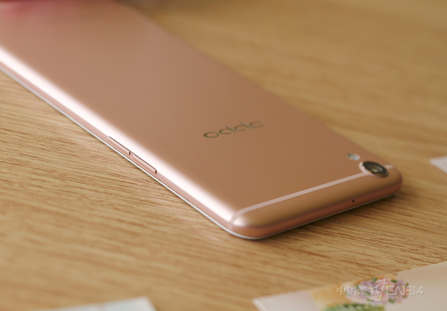 OPPO R9 Plus����������ҽ���һ�Էֿ����������Ƽ���