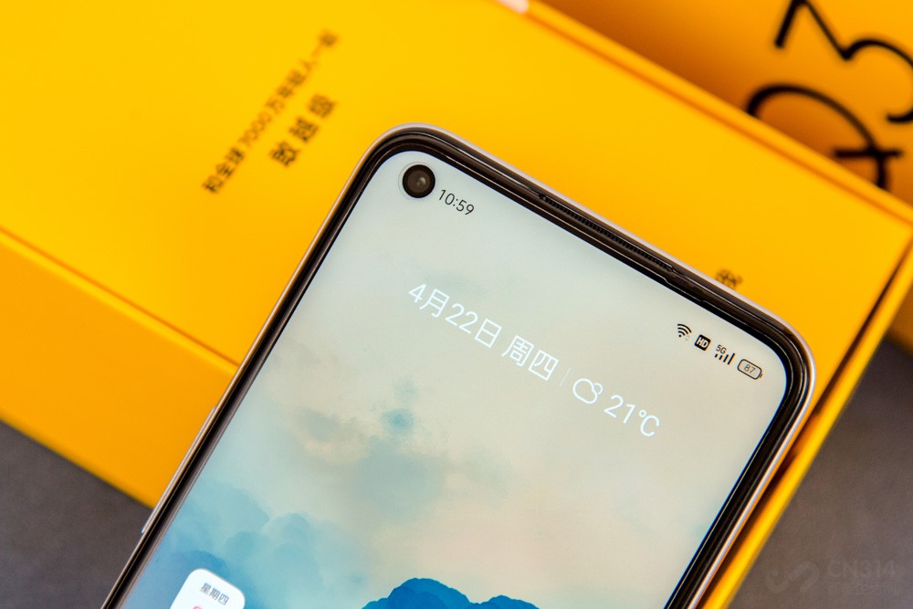 张扬不羁更加年轻 realme Q3迷幻银图赏 realme Q3,真我Q3,realme荧光