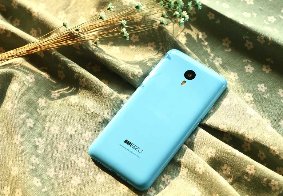 ����Note2�Ļ���������һ��Ƭ���Ǻ�ʵ��ƽ�棬�쵽���������Ե����Ȼ��խ���������Ż�о�����һ����Ʒ�񣬸��������ơ�