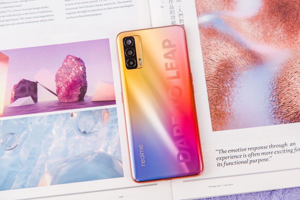 realme真我V15锦鲤色图赏:拥有它得好运 realme,真我V15