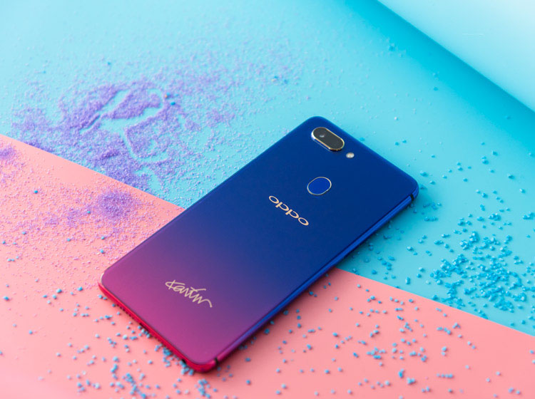 5��19�������OPPO R15���ư�ƾ�����������л����ĺ�����â�ܵ����������˵Ĺ�ע��������Ѹ�ٳ�Ϊ��ǰ��ע����ߵĻ��ͣ���ý����ޡ��û������������ڶ�ʱ�г���Ҳ�������֣���Ҷ�ֱ������̫̫̫�ÿ��˰ɡ����վ�Ϊ��Ҵ�������ֻ��Ŀ���ͼ�ͣ��������ĸ���ֵ�Ƿ�Ҳ�ܷ������أ�