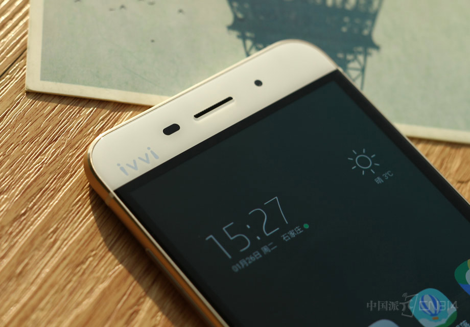 ������Ļ�ϲ���ͨ����Ͳ��ǰ������ͷ�����߸�Ӧ���ȵȶ��ǳ������ơ�