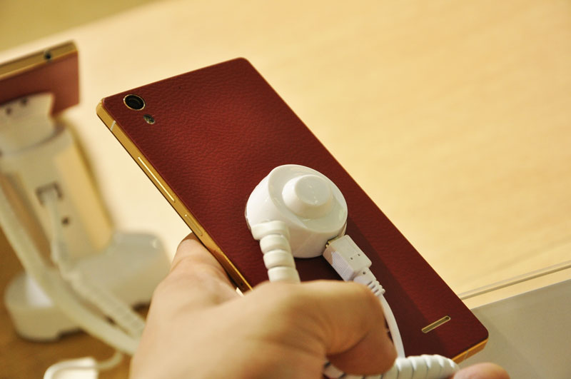 Ƥ�ʺ�Ǹ��ǲ��Ǹû��������㣬�ָ���Ȼ�Ǻܲ����ģ�������ʹ�õ��;������ǻ�����ȷ��|����H910