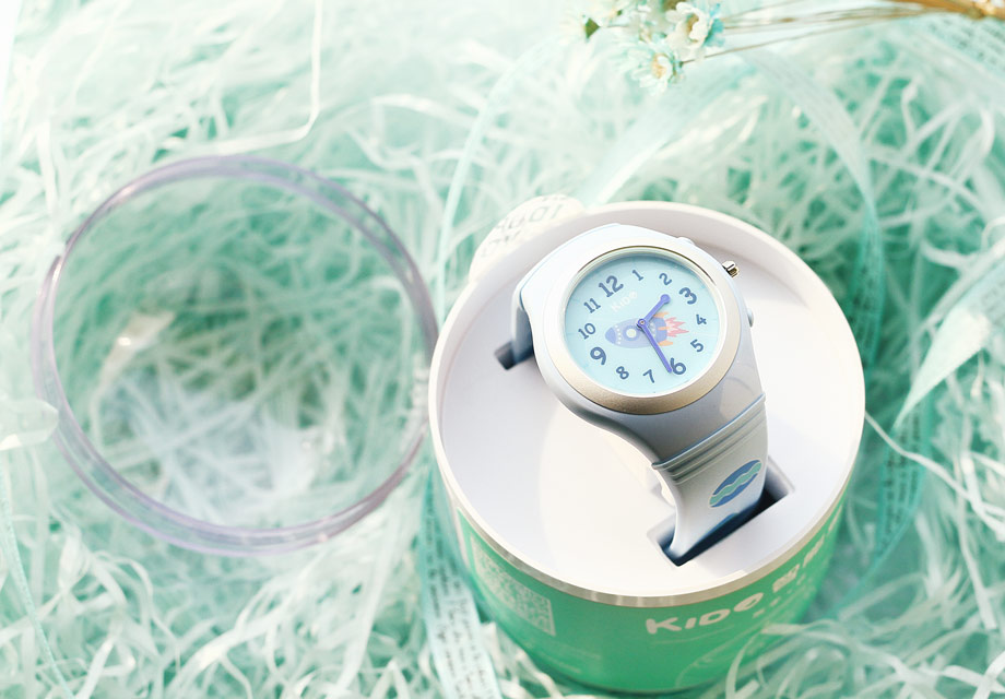 �򿪰�װ�иǾͿ��Կ���KDIO��ͯ�����ֱ��ˣ�������ɫ�Ƚ���������������ɫ�������ɫ�Ƚ��ܶ�ͯ��ӭ��