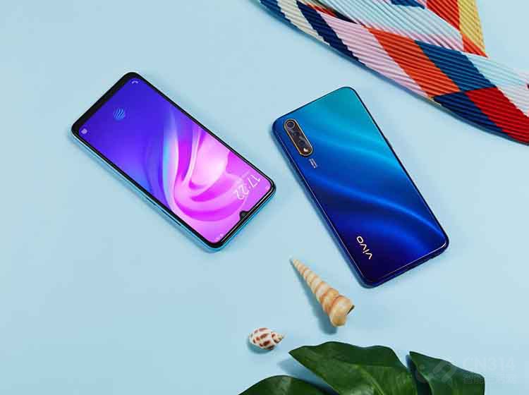 ��ȴȫ���������³���ۣ�vivo Y7s��������ǿ������ӵ��12nm�����Ƴ̴����8���Ĵ�����������6GB+128GB��洢��ϣ��ճ�ʹ�������������Ϸ��ʮ������������vivo Y7s����ȫ��λ�Ż�����vivo Multi-Turbo�����ּ������棬�����Ϸħ�У�����ʱ�̳������Ϸ���顣