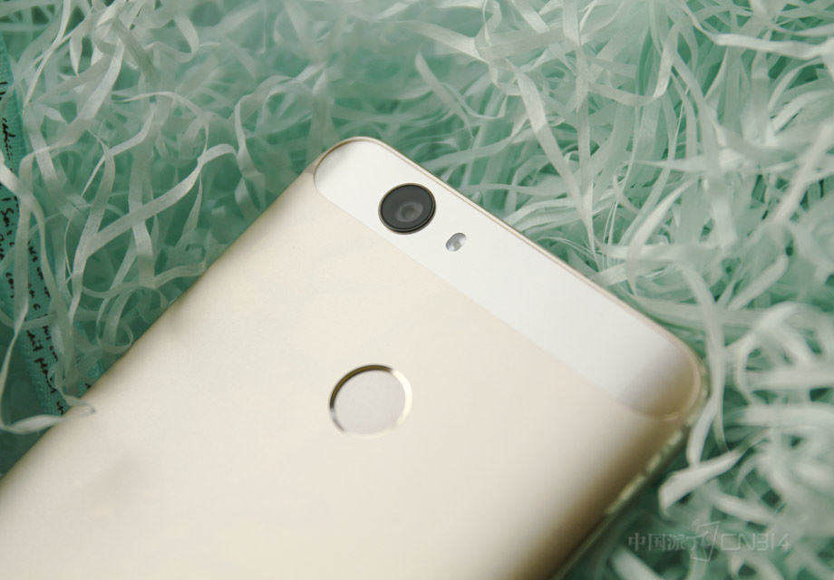 ��Ȼ�ˣ�����������Ī���ڡ�����ײɫ�촰�����������û�����ı�ʶ�ȣ�ָ��ʶ��ͬ��������˱�����