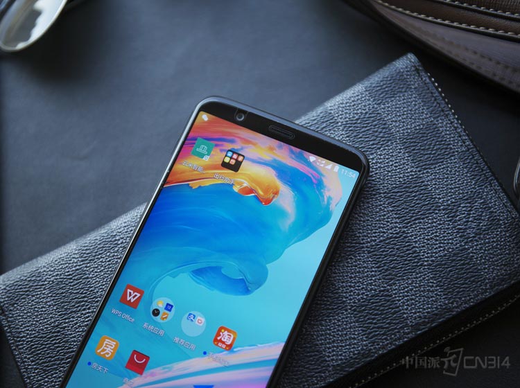 ǰ��1600��ͷ�������У�һ���Ŷ�Ϊһ��5T���������չ��ܣ�������Ȼ���ղ����ȣ���Ȼ�����ǲ����͵�����