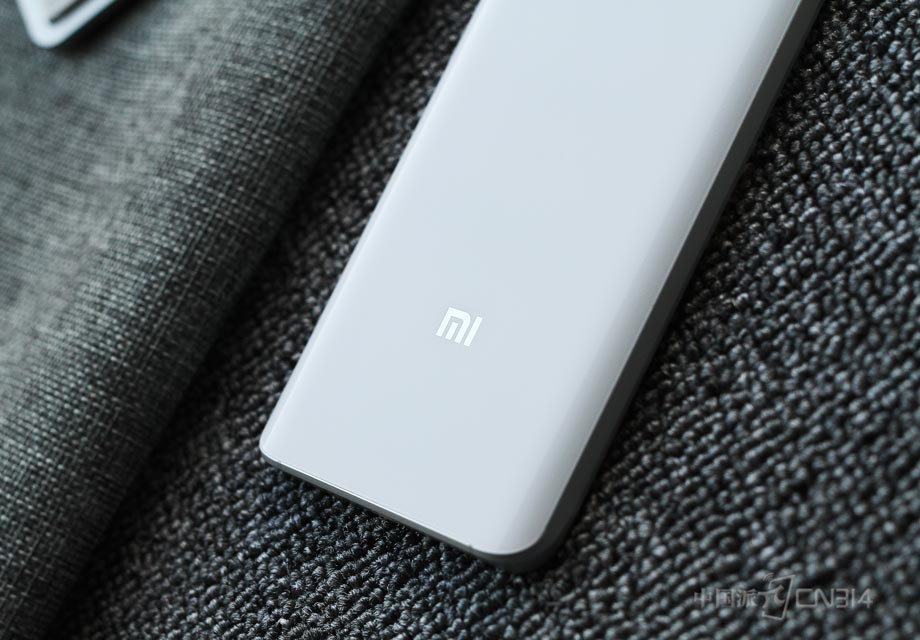 �����·���һ�廯���л����൱�����ģ���ɫ���������ķ�ָ��Ч��Ҳ�Ƚϳ��ڡ�