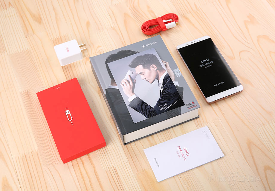 �������ߣ����ͷ��������Ϣ�İ�װ���Լ����롢˵�����һӦ��ȫ��