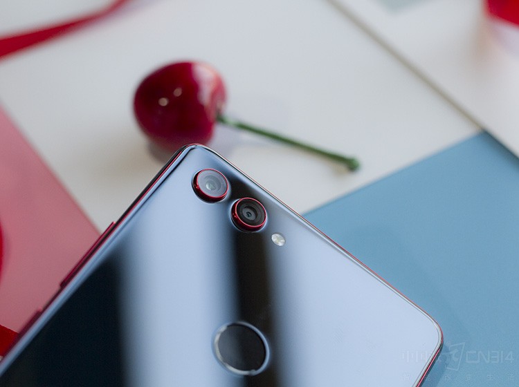 360�ֻ�N7 Proӵ��6+64GB��6+128GB�������ð汾���ۼ۷ֱ�Ϊ1999Ԫ��2299Ԫ��360�ֻ�N7 Lite��ӵ��4+32GB��4+64GB��6+64GB�������ã��ۼ۷ֱ�Ϊ1199Ԫ��1499Ԫ��1799Ԫ����Ŀǰ�Ѿ���360�̳ǡ������̳ǿ�����������