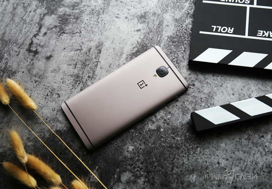 ǹ��OR�����ң��������ɫ���������ֻ��Ļ��������ȣ��콢�������㡣���ɲ������ȫ�����˱���������������������Ӳ�ʸ��õ�ڹ���˺�Ϊ���ʵ��ָС�