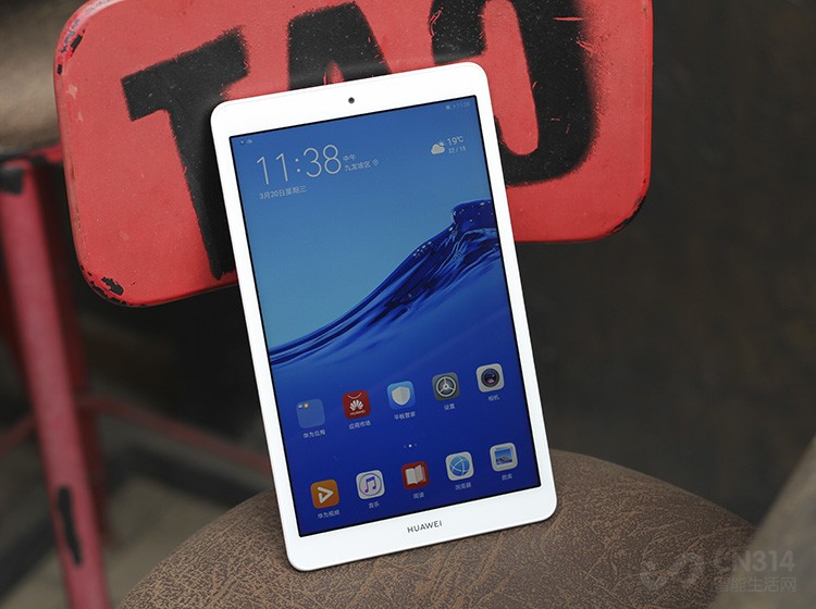 2018��׻�ΪЯ�ְٶ��Ƴ��׿�AI��������ƽ�塪����Ϊƽ��M5�ഺ�棬�������Ǹ�Ϊ���ܵ�ƽ��������飬���һ�ն��ĸ�����ȴ󽱡����Ϊ�����������и����ѡ�񣬻�Ϊ�����Ƴ���8Ӣ��Ļ�Ϊƽ��M5�ഺ�棬һ�𿴿�������ָ����Ǵ�������Щ��ϲ�ɣ�