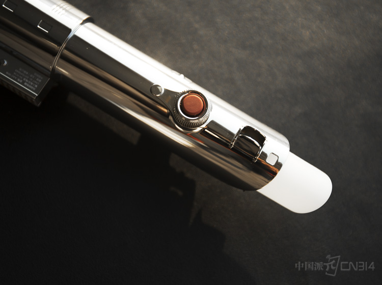 Ϊ�˻�ԭ�⽣��ս����ʵ�ԣ��⽣���������д�����������������ɫ���й⽣��ս����ָ����սʱ���ͻᴥ����������ϵͳ��