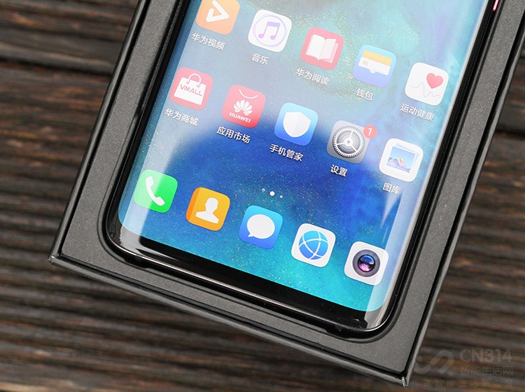 ����汾���䱸������ָ�ƹ��ܣ����ֻ�ƽ�Ų�����ʹ����������ʱ��Ҳ����ʹ������ָ�ƽ��н�����