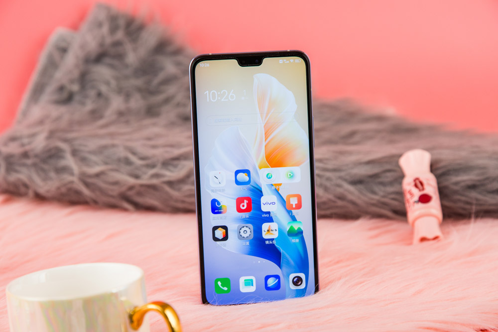 vivo S9ͷϷˣǰ4400AFҹ˫㷽ó㣬Ըչϸڣëֺ֡