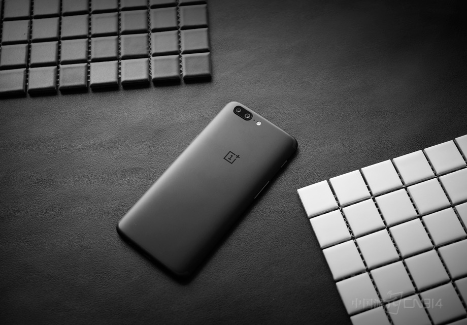 ˫��Ҳ�Ǳ���һ��5��һ�����㡣1600�����ع��+2000�����س����ķ�����֧��������ѧ�佹��