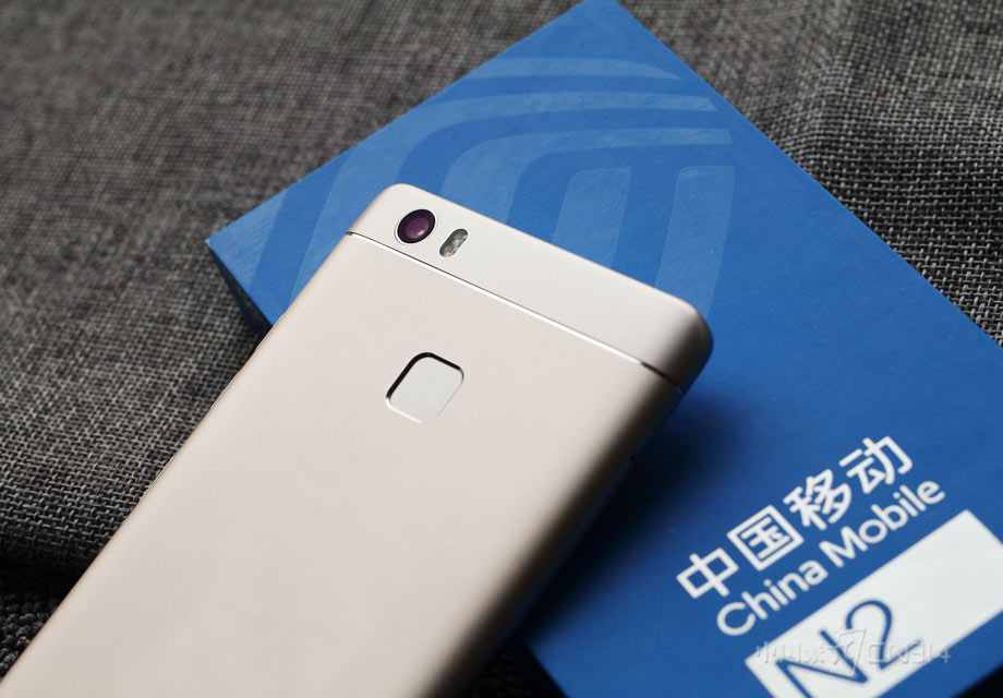 λ�����Ͻǵ�����ͷ�����е�ָ��ʶ��ģ�飬�ǲ�����һ��������ʶ�ĸо��أ�