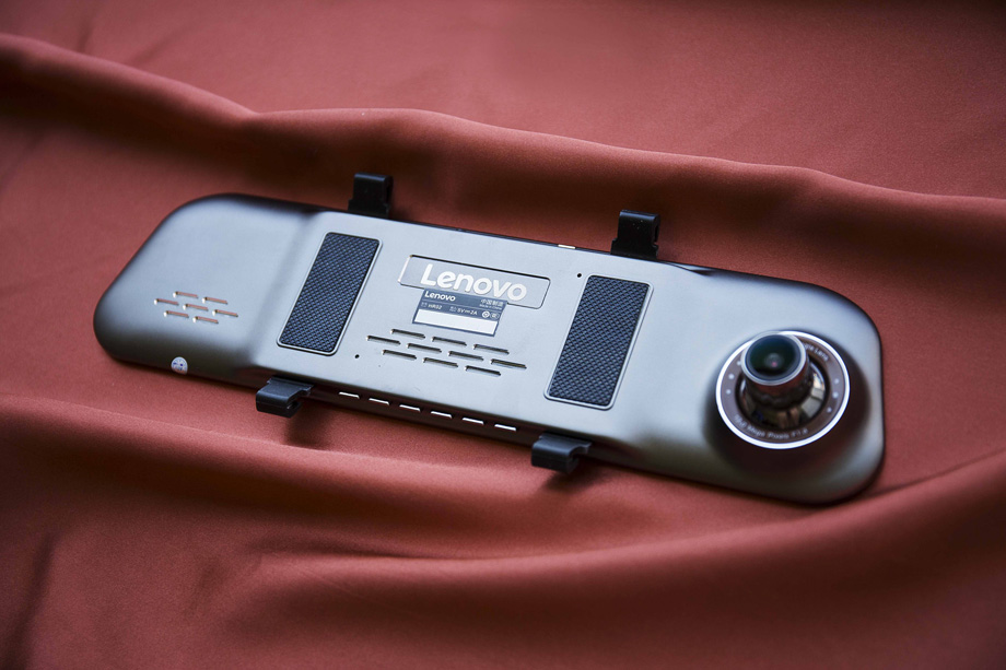 ���г���¼�ǵĺ�������������HR02��Ƶ��൱�и������Ȼ���������˵ģ�������ö��������ͷ��