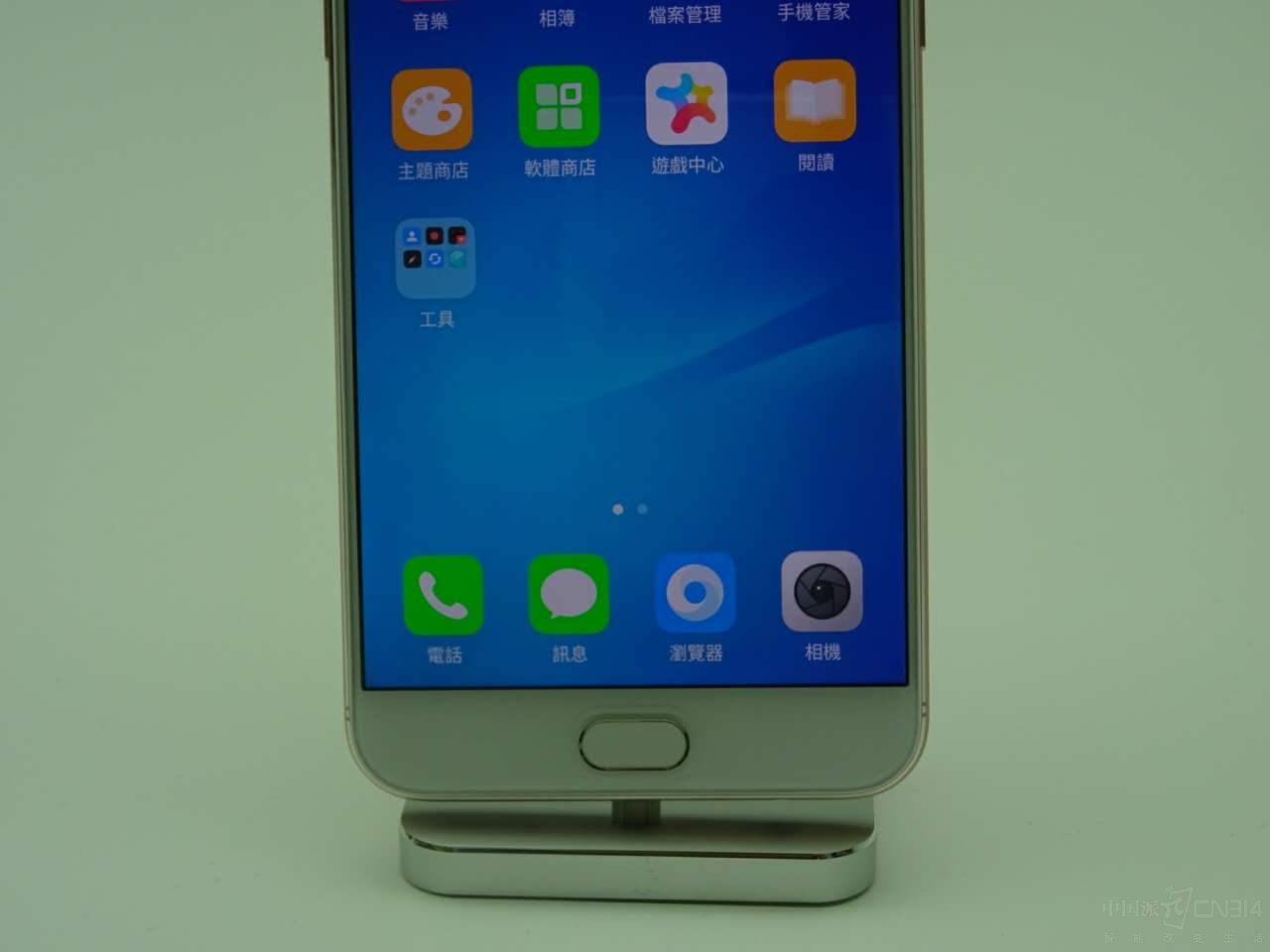 ǰ��������ͷ���ﵽ2000�����أ������䱸1600�����ع��+2000�����س���˫����ͷ�����ṩ������ģʽ��