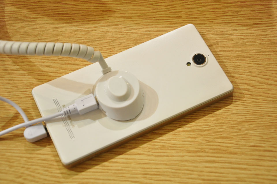 ��ɫ�ʸк�Ǵ����ɫ�߿����ܸ���һ�ָ���ʥ��ĸо�|����D606M