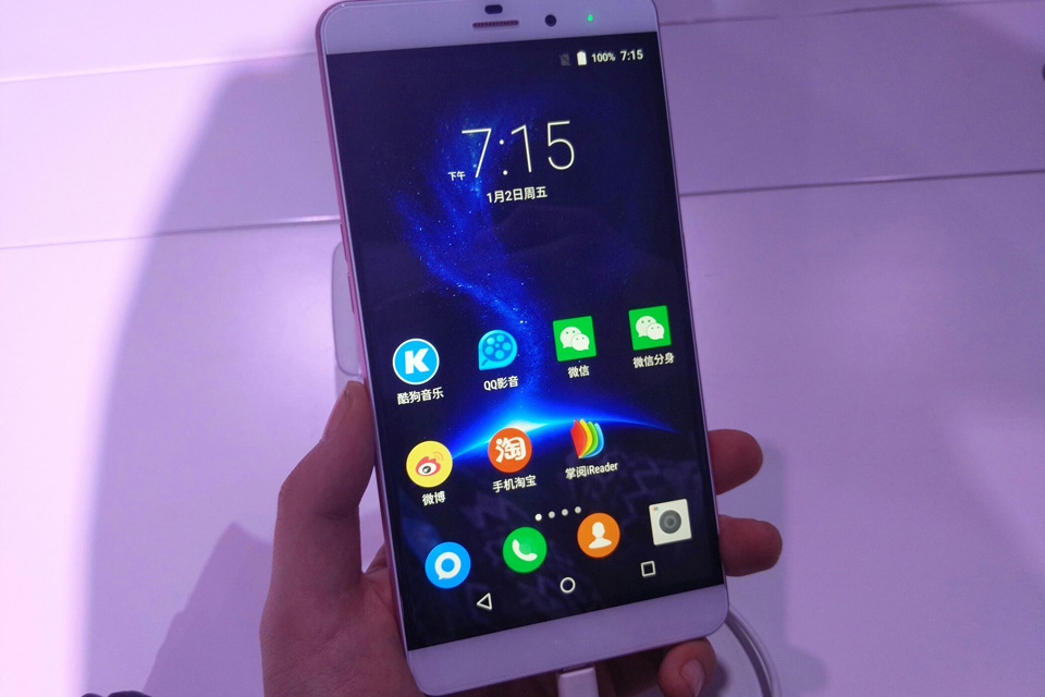 ��ħMOS1 max����ħMOS1��������һ����С���ħMOS1 max����˵���ǵ�һ����Ʒ��ħMOS1�ķŴ�棬�����ж���أ�����С�ྭ����������֣�������������ˡ�